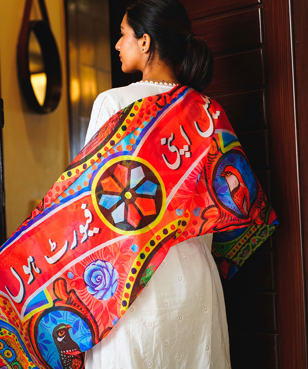 Mai Apni Favourite Hoon Printed Truck Art Stole