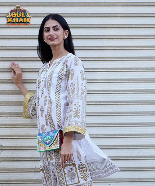 Handmade Clutch 1008